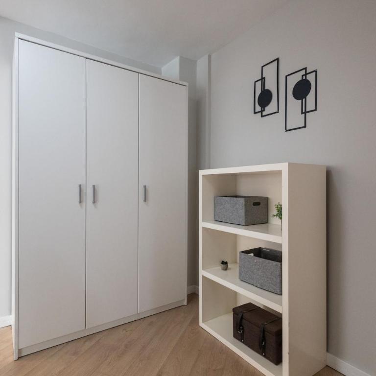 Colón by Concept Flats - Three-Bedroom Apartment - 21