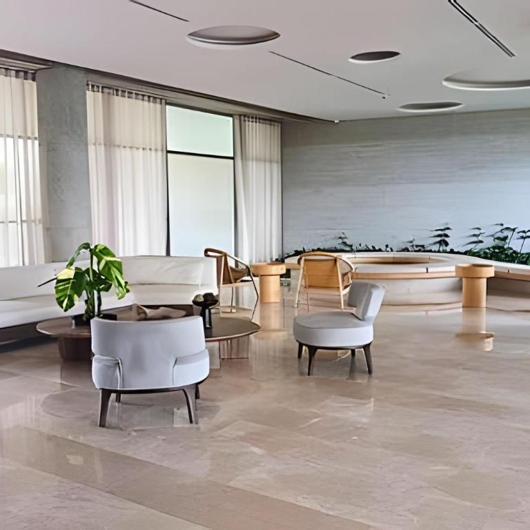 Oceanfront | 2 Suites | Direct Beach Access - Apartment - 11
