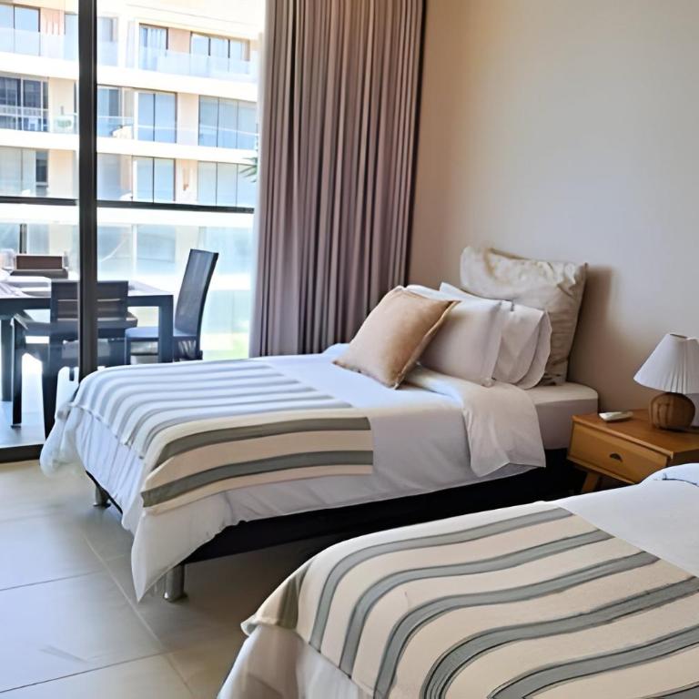 Oceanfront | 2 Suites | Direct Beach Access - Apartment - 14