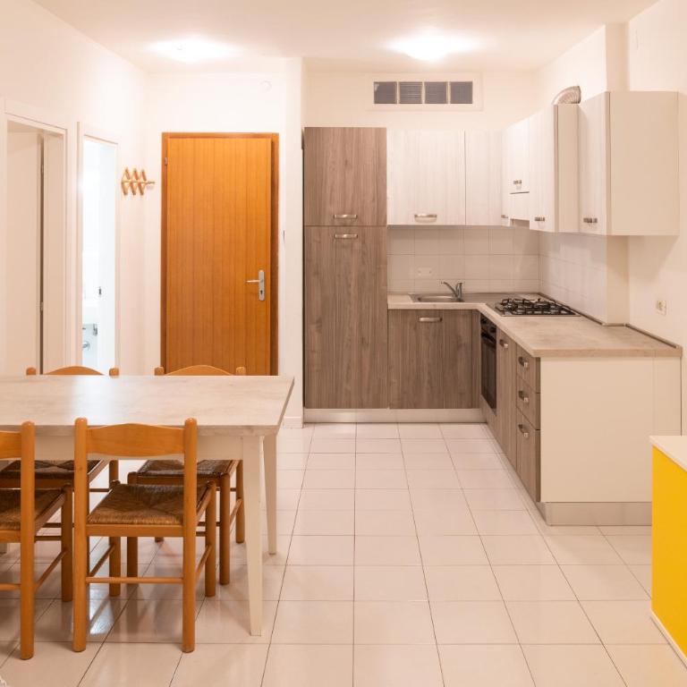 Appartamento Vista Mare con Piscina Lignano Sabbiadoro MV9 - One-Bedroom Apartment - 1