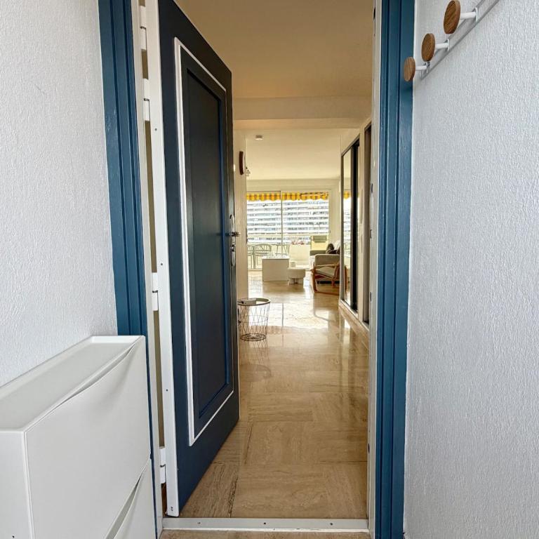 Magnifique 2 pièces Marina Baie des Anges - 4 personnes - Vue Mer et Port - One-Bedroom Apartment - 3