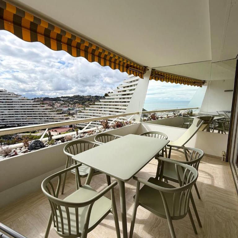 Magnifique 2 pièces Marina Baie des Anges - 4 personnes - Vue Mer et Port - One-Bedroom Apartment - 14