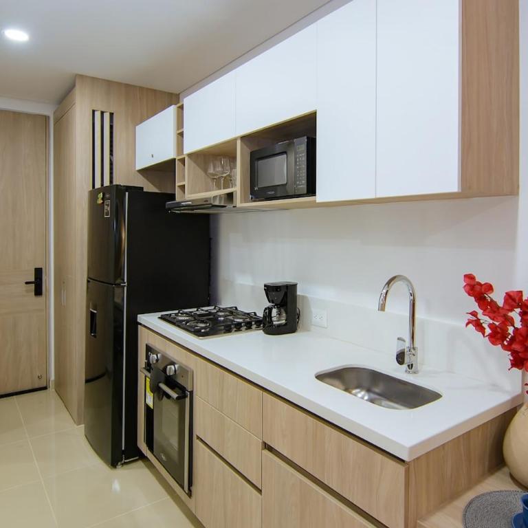Luxury Loft P12 Vistas al Mar y Sierra Nevada Piscina & Jacuzzi - Apartamento de 1 dormitorio con balcón y vistas a la montaña - 10