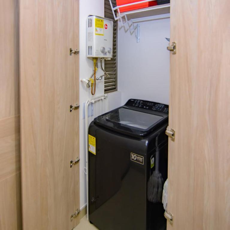 Luxury Loft P12 Vistas al Mar y Sierra Nevada Piscina & Jacuzzi - Apartamento de 1 dormitorio con balcón y vistas a la montaña - 12