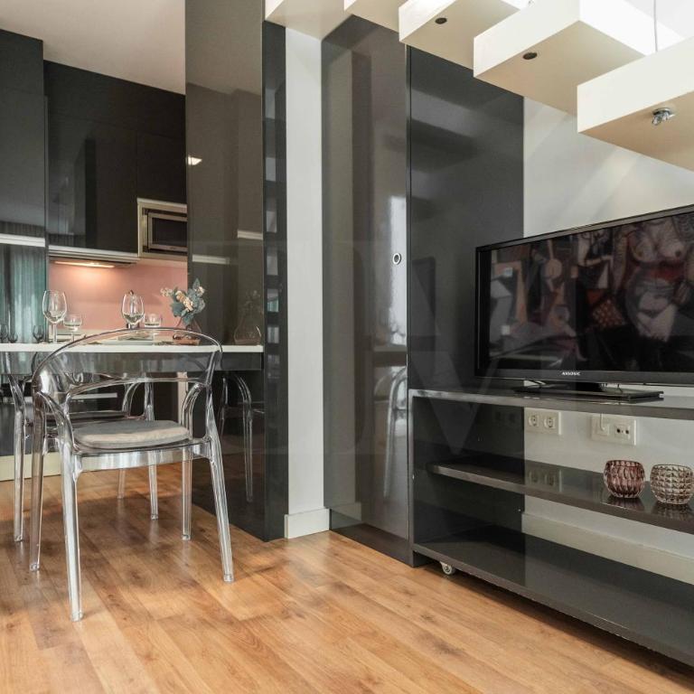Infinitely Pink Suite Picasso-Inspired REMS - Apartamento con terraza - 13