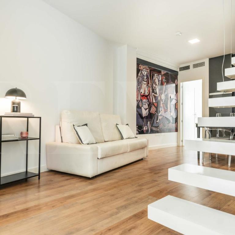 Infinitely Pink Suite Picasso-Inspired REMS - Apartamento con terraza - 1