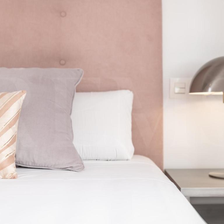 Infinitely Pink Suite Picasso-Inspired REMS - Apartamento con terraza - 27