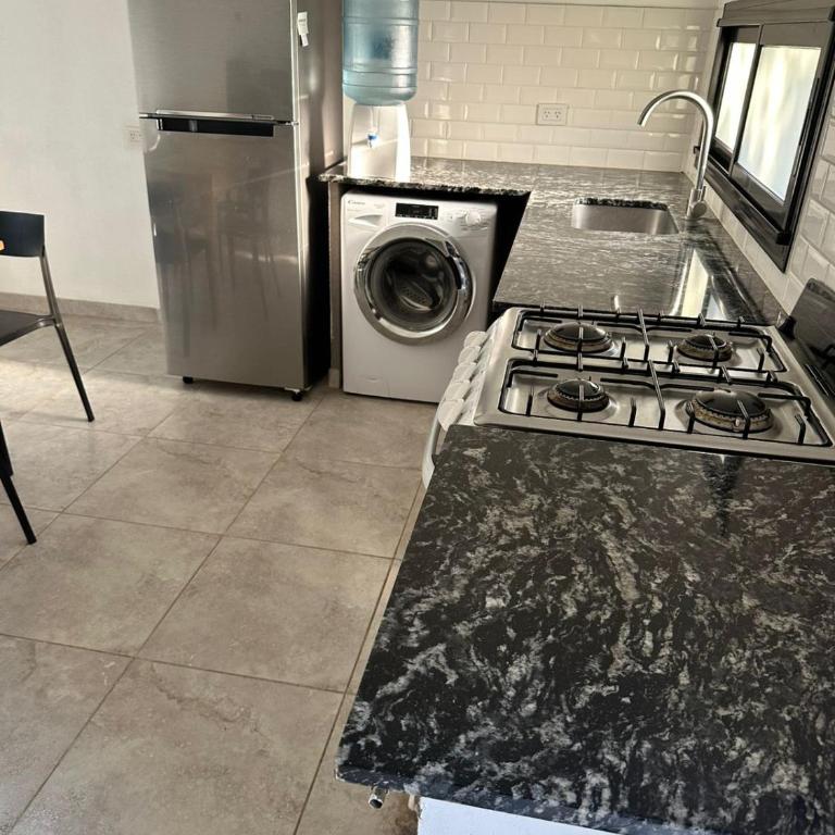 Departamento y aire libre - One-Bedroom House - 2