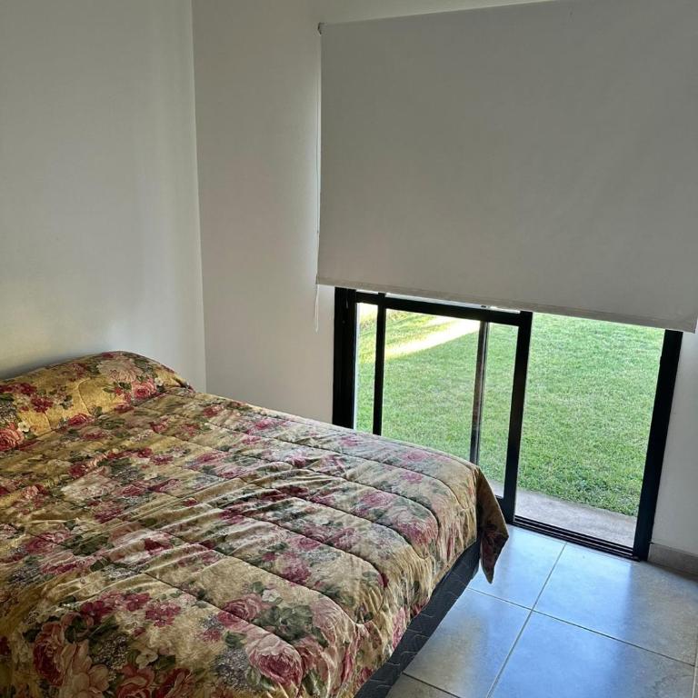 Departamento y aire libre - One-Bedroom House - 6