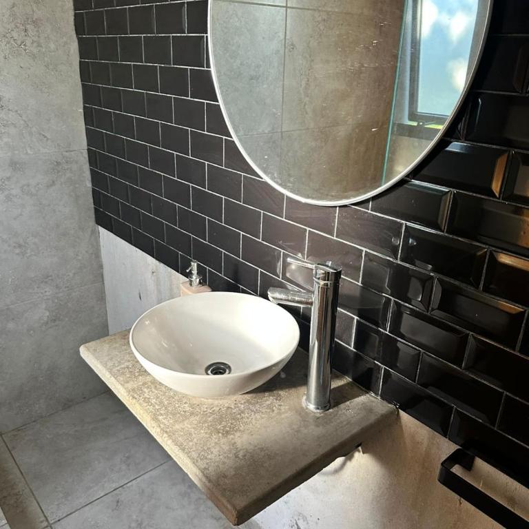 Departamento y aire libre - One-Bedroom House - 7