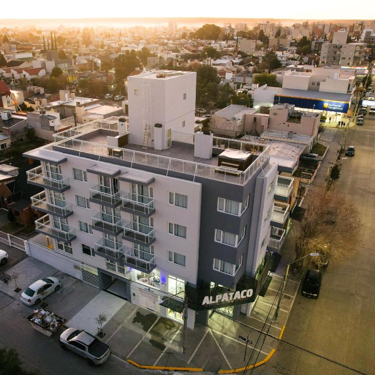 Ramada Residences by Wyndham Puerto Madryn CQ Parry - King Apartment - Non-Smoking - 2