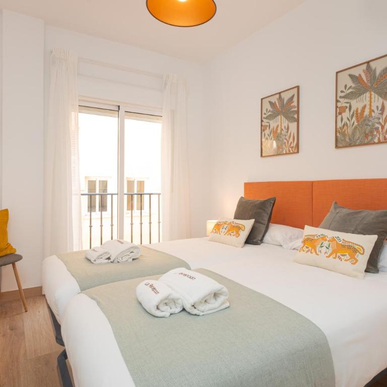 C21 Trendy 2 Bdr & Parking downtown - Apartamento - 4