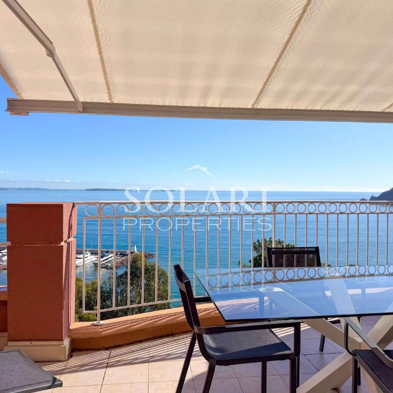 Terrace sea view swimming pool beaches on foot parking - Appartement - 2