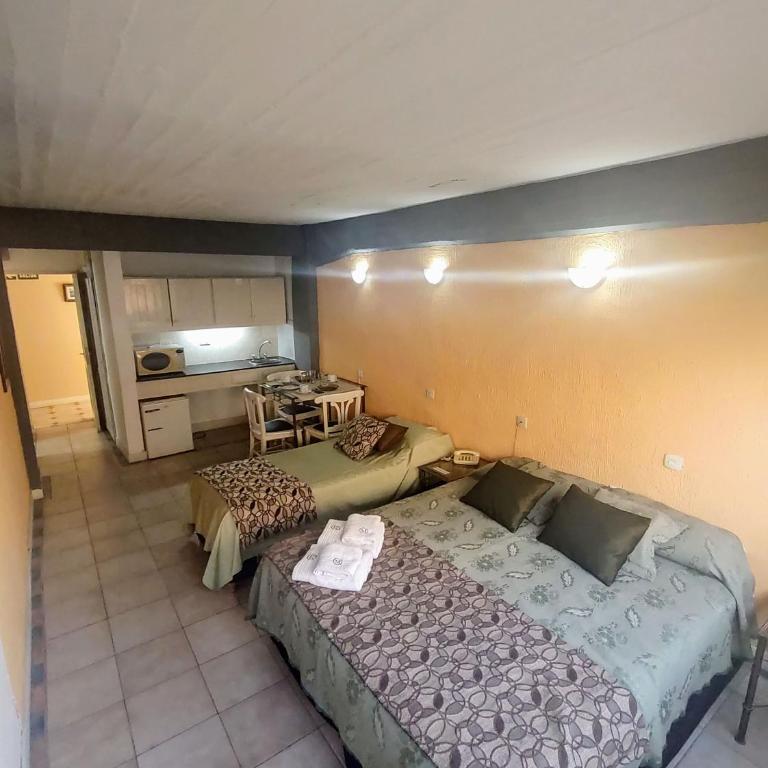 Plaza Milenium - Triple Room - 5