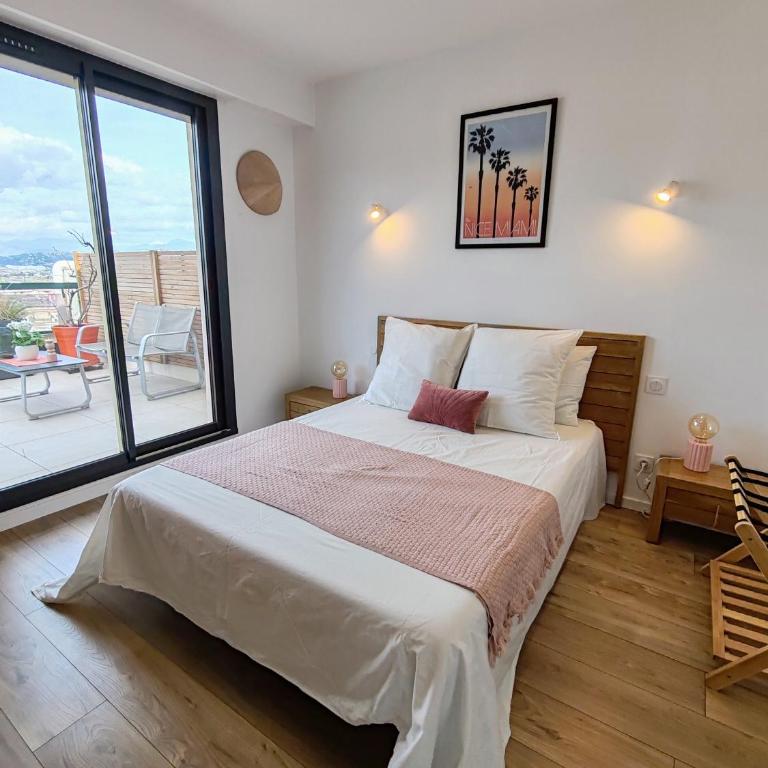 Rooftop, Superbe appartement vue panoramique pour 4 personnes - Two-Bedroom Apartment - 19