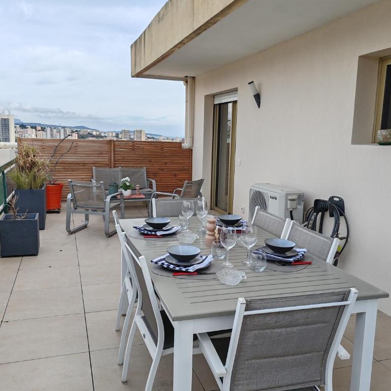 Rooftop, Superbe appartement vue panoramique pour 4 personnes - Two-Bedroom Apartment - 50