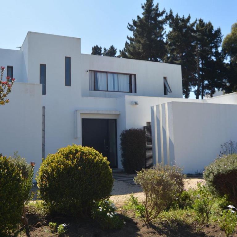 Amplia y Encantadora casa en Marbella 18PAX HOM - Vacation Home - 1