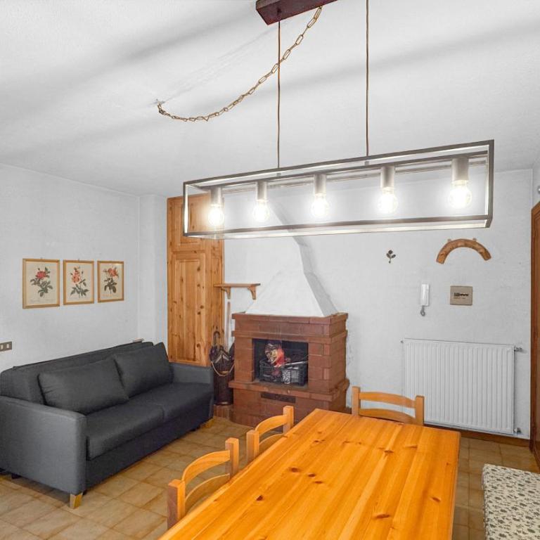 PALAGHIACCIO - 6 posti letto affianco al palaghiaccio di Roccaraso - Two-Bedroom Apartment with Balcony - 9