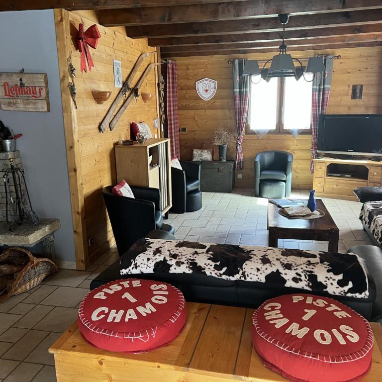 Chalet spacieux 8 pers, 3 chambres, cheminée, Wi-Fi, BBQ - FR-1-762-1 - Chalet - 16