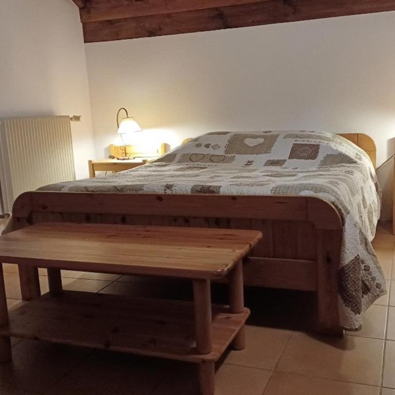 Chalet spacieux 8 pers, 3 chambres, cheminée, Wi-Fi, BBQ - FR-1-762-1 - Chalet - 23