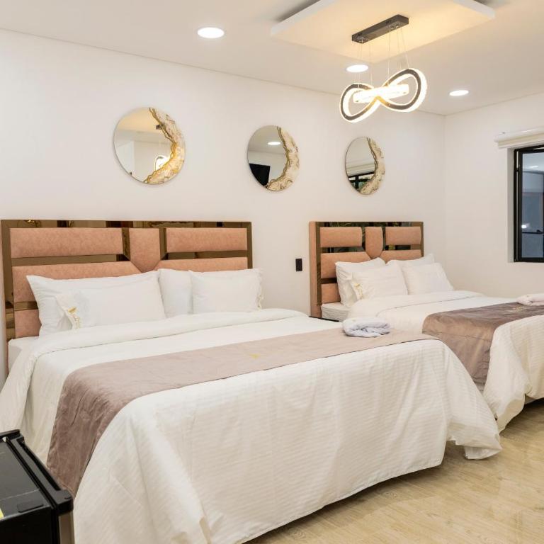 Ecohotel Dubai del Oriente - Quadruple Room with Garden View - 11