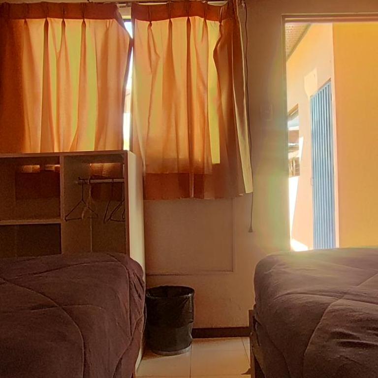 Peter's Hostel - Twin Room with Shared Bathroom - 5