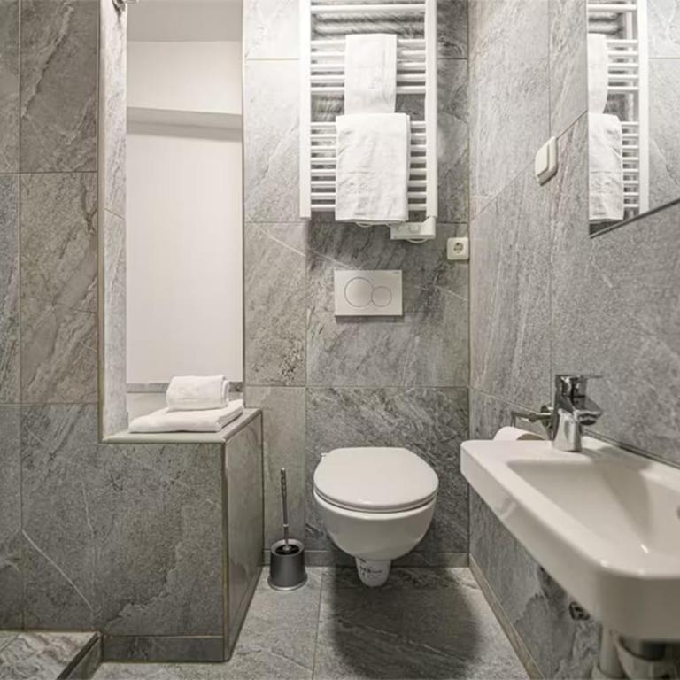 Villa Benedikt - Apartment mit 2 Schlafzimmern und Balkon - 3
