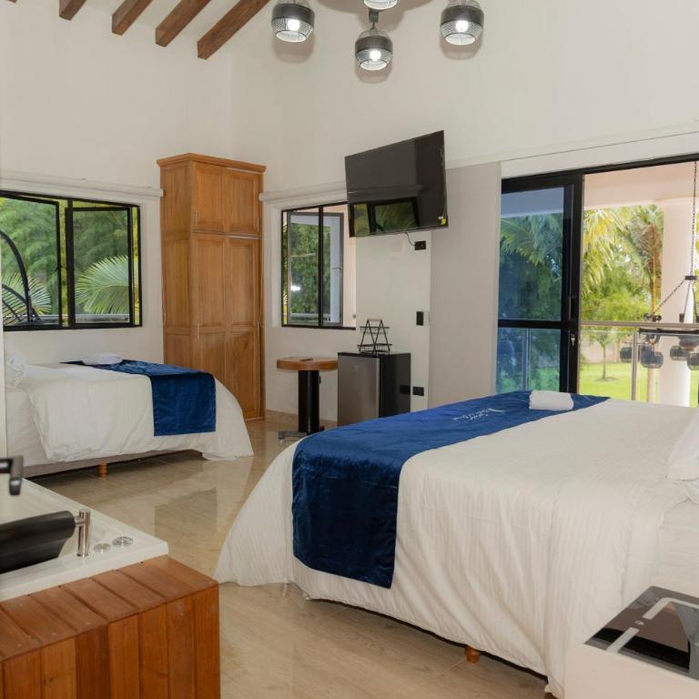Ecohotel Dubai del Oriente - Comfort Quadruple Room - 10