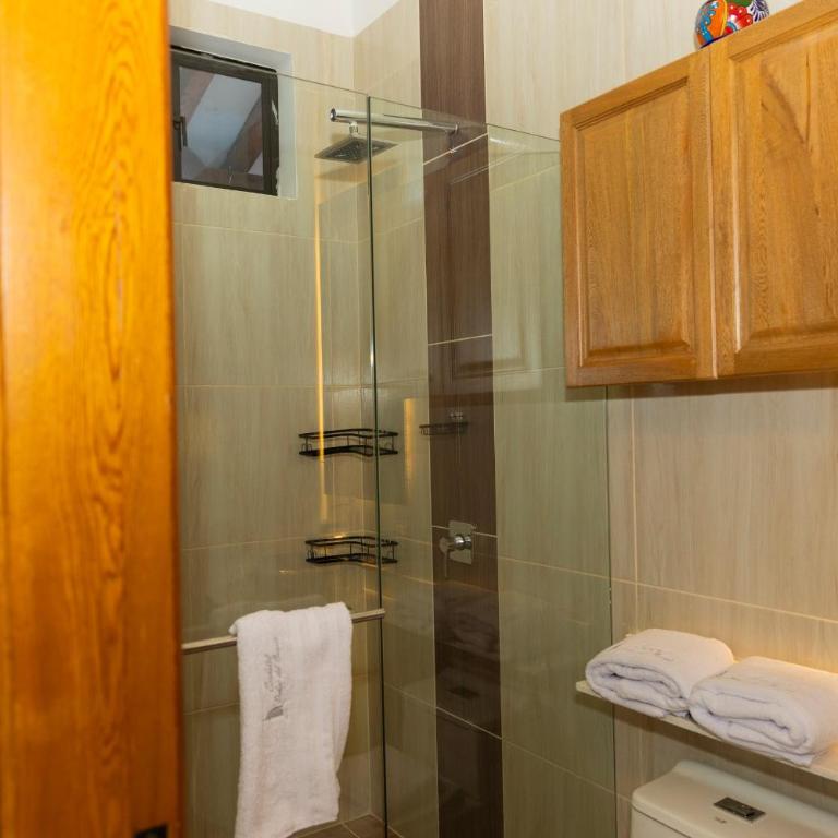 Ecohotel Dubai del Oriente - Comfort Quadruple Room - 10
