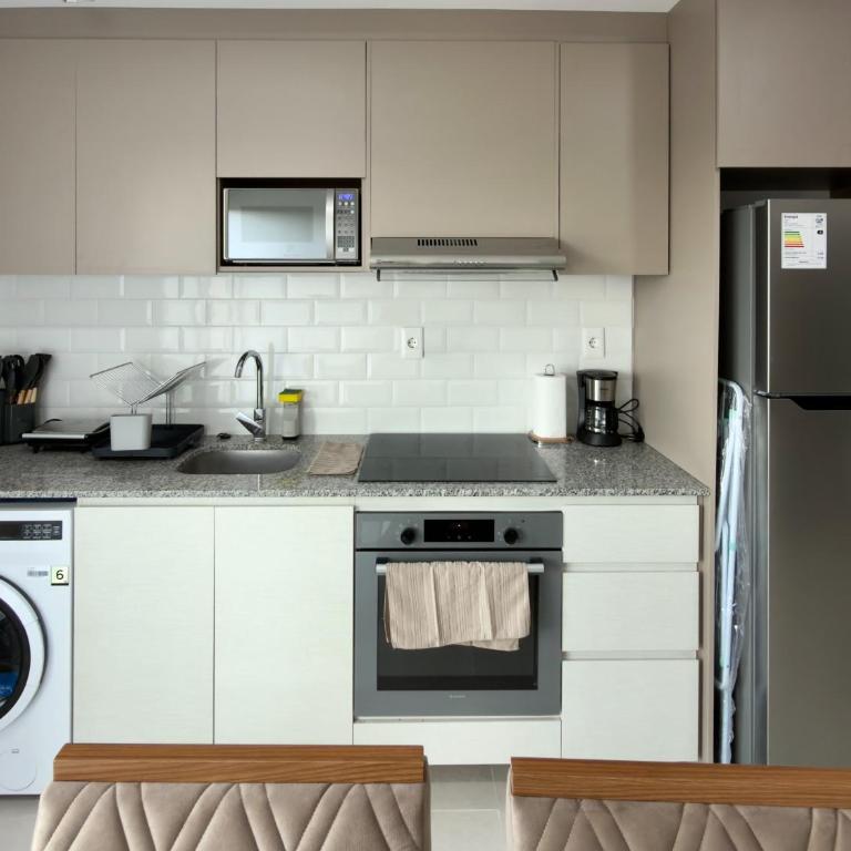 Departamento a 5 min del Aeropuerto Piscina y Terraza - Two-Bedroom Apartment - 13