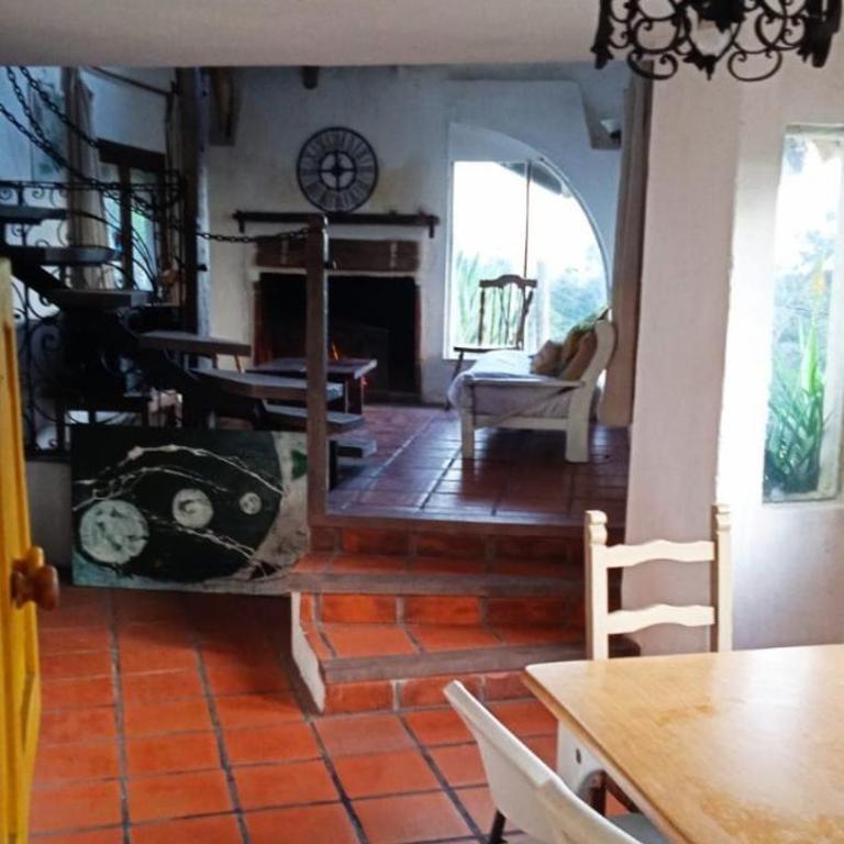 Antigona - Five-Bedroom House - 15