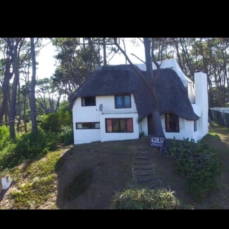 Antigona - Five-Bedroom House - 19
