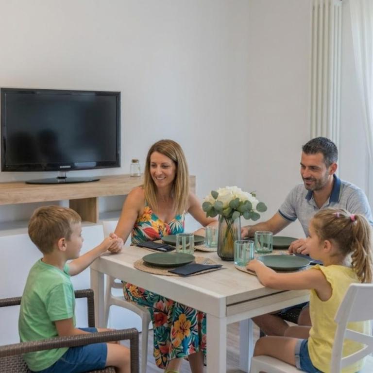 Appartamento Giacosa Riccione - Two-Bedroom Apartment - 1