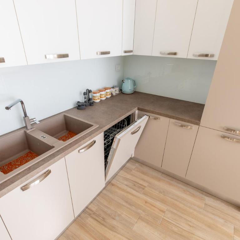 CASA MIA by Design Studio - Appartamento con 2 Camere da Letto - 10