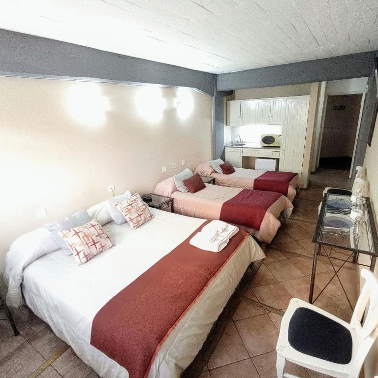 Plaza Milenium - Quadruple Room - 6