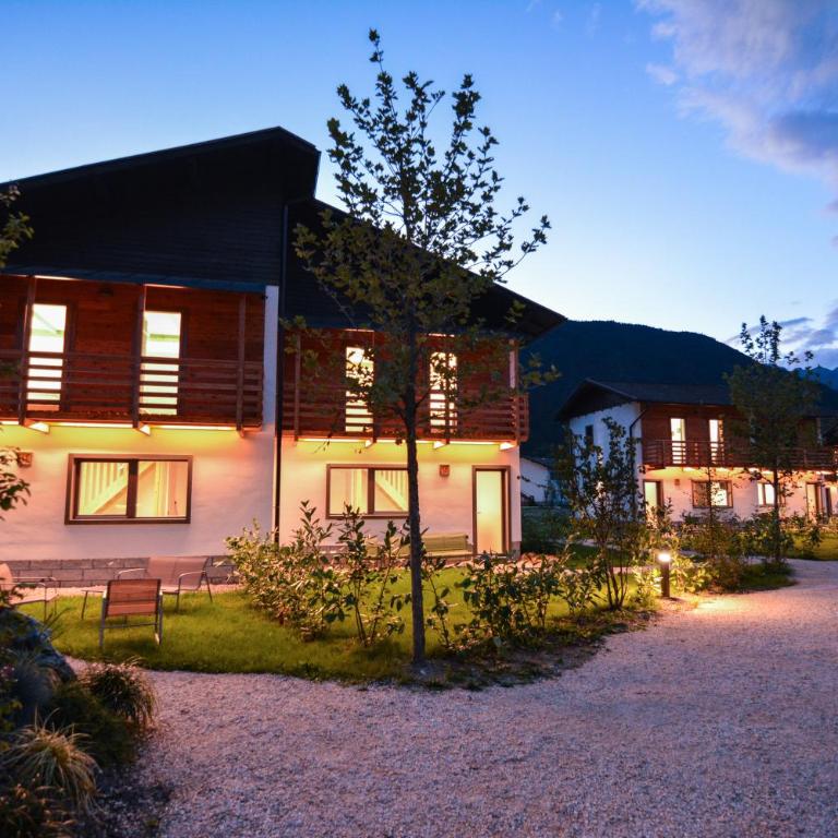 Villaggio Azzurro Ledro - Superior Chalet with Garden and Private Sauna - 1