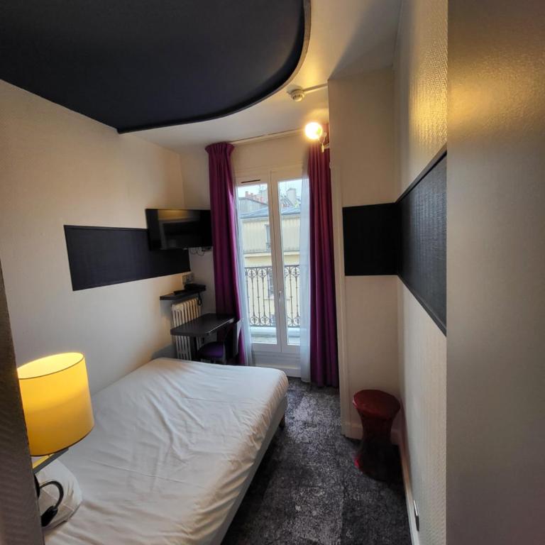 Accueil Hôtel Paris Pigalle Montmartre - Hôtel rénové - Chambre Double Standard - 8