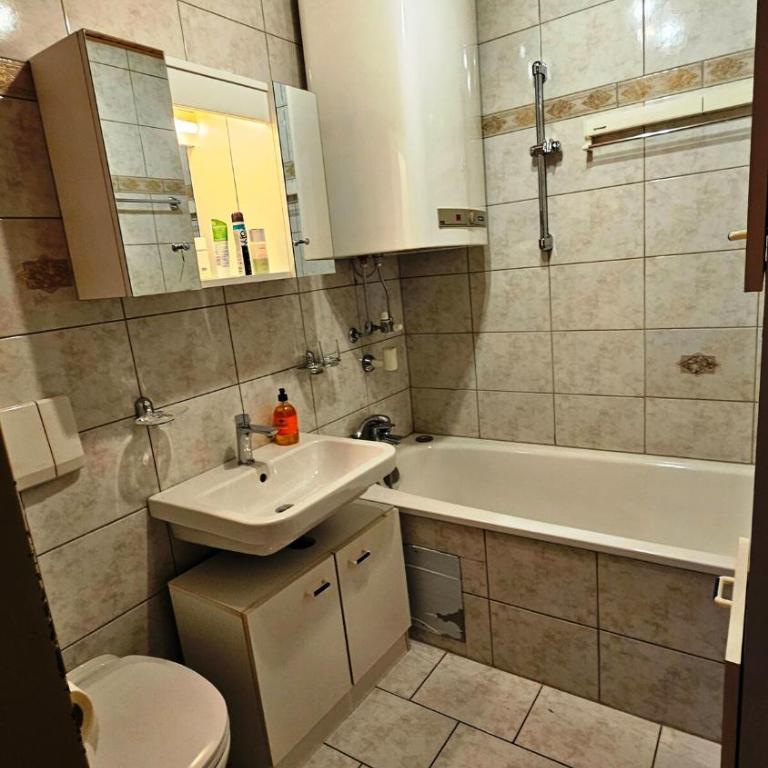 Helle, hochwertig neu rennovierte Künstlerwohnung - Appartamento Monolocale con Balcone - 9