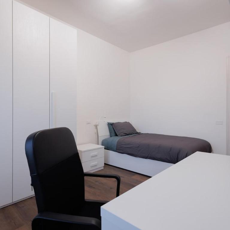 Cinzia's house - 5 minutes from the Metro - Appartamento con 3 Camere da Letto - 19