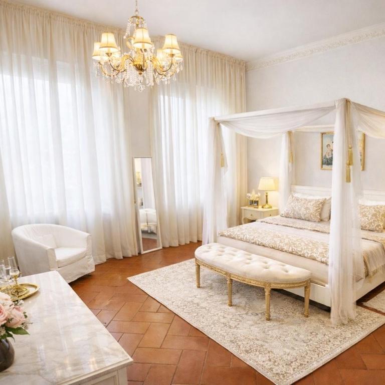 Amazing Premium Apartment in the heart of Florence at the DUOMO, 2 Bedrooms, 2 Bathrooms, 1 Livingroom or extra Bedroom, ideal for 2-8 Guests - Two-Bedroom Apartment - 1