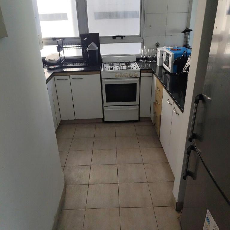 Living, 2 dormitorios con Cochera y Vista a los Bosques, BBQ y Laundry - Apartamento de 3 dormitorios - 23