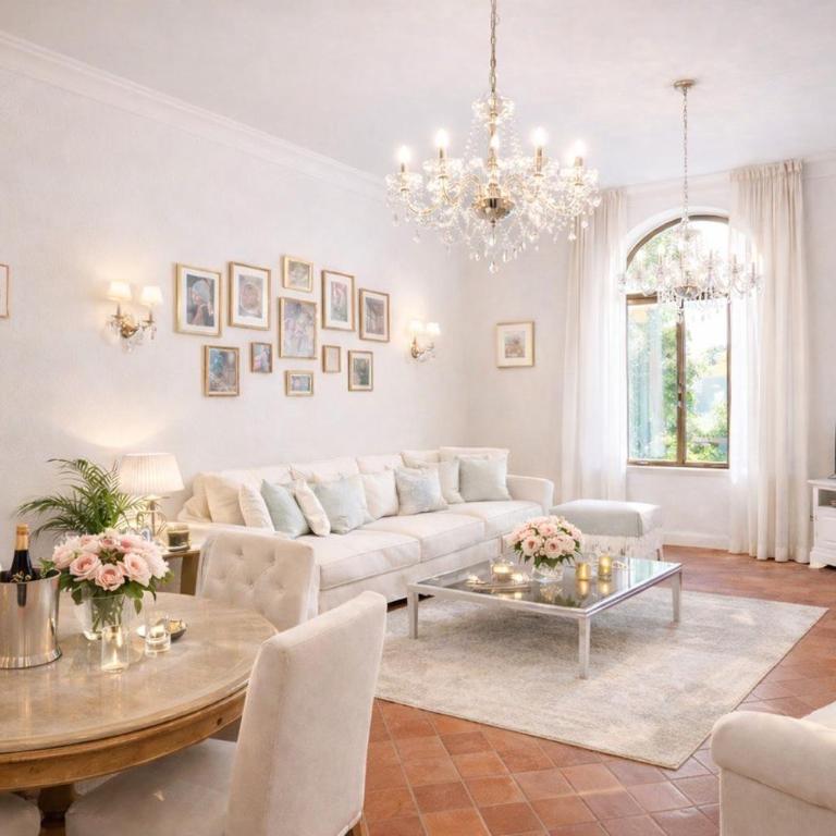 Amazing Premium Apartment in the heart of Florence at the DUOMO, 2 Bedrooms, 2 Bathrooms, 1 Livingroom or extra Bedroom, ideal for 2-8 Guests - Two-Bedroom Apartment - 3