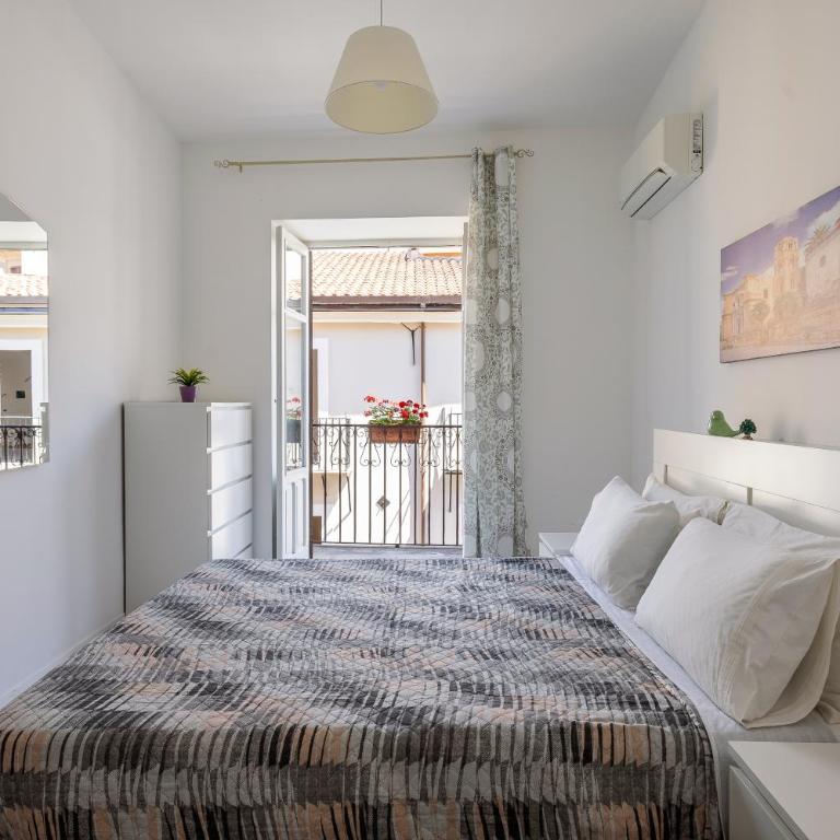 Casa Bellini - 4 Guests Apartment - Central Palermo - Appartamento con 2 Camere da Letto - 2