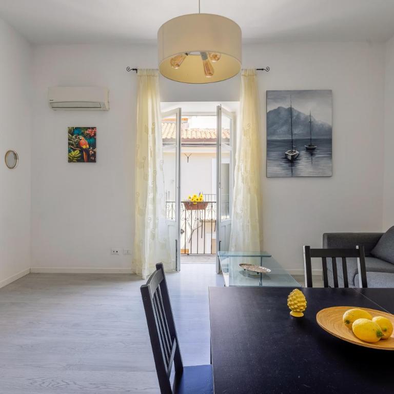 Casa Bellini - 4 Guests Apartment - Central Palermo - Appartamento con 2 Camere da Letto - 4