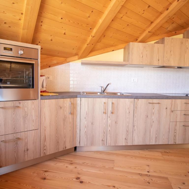 Casa Podestà - Appartamento con 2 Camere da Letto e Balcone - 4