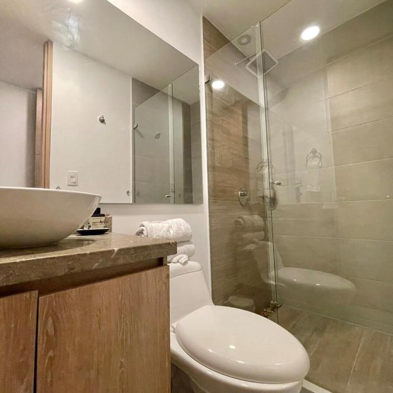 Luxury Apt I Views, Sauna, Gym near Unicentro - Apartamento de 2 dormitorios - 7