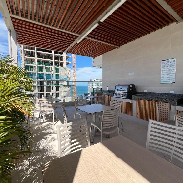 Salguero Suites by Colproperty Management - Family Studio - 38
