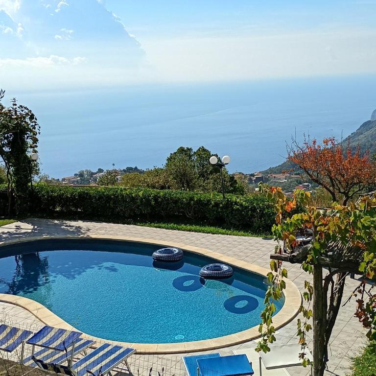 VILLA PIETRALTA - Villa con Piscina Privata - 2