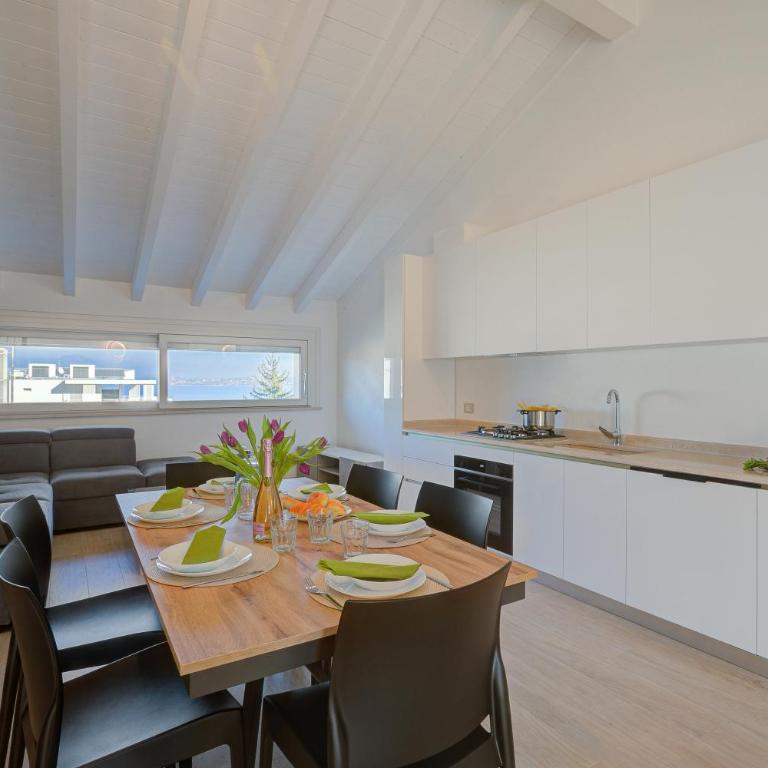 Peschiera Apartments Near The Lake - Appartamento con Vista Lago - 10