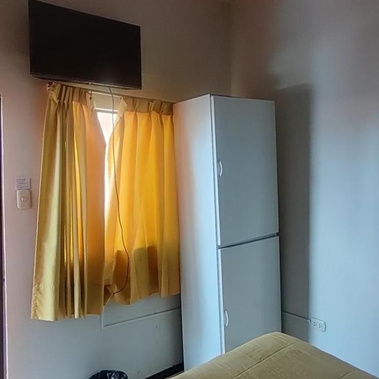 Peter's Hostel - Standard Double Room with Shared Bathroom - 3